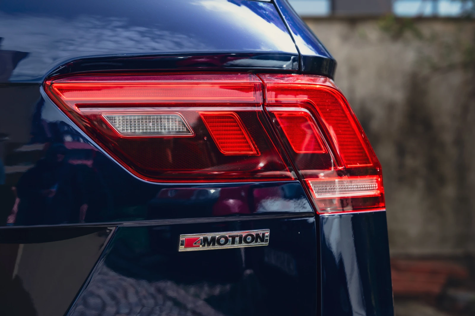 VW Tiguan Volkswagen Tiguan SE, 2.0 TSI - 47000 km -7 местен, снимка 6 - Автомобили и джипове - 54197017