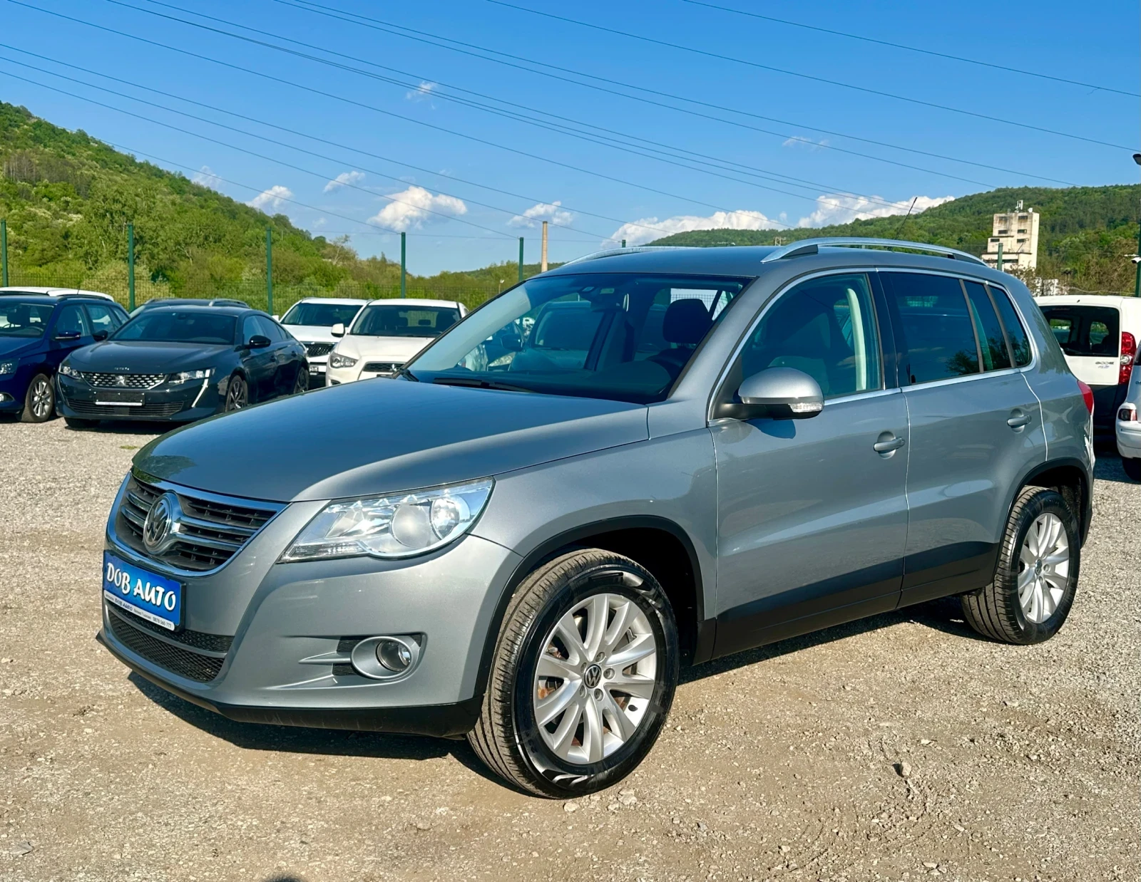 VW Tiguan 2.0TDI-4x4-140к.с-КЛИМАТРОНИК-МУЛТИ, снимка 3 - Автомобили и джипове - 54430909