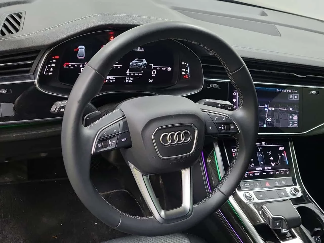 Audi Q8 * Progressiv * ДИСТРОНИК * 360 * 2 КЛЮЧА * ОБДУХВА, снимка 5 - Автомобили и джипове - 54557171