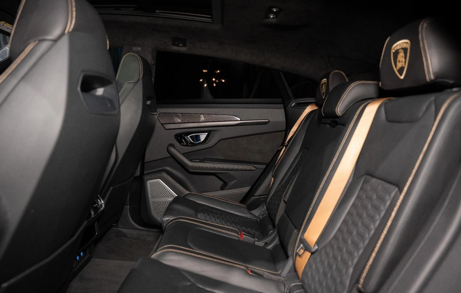 Lamborghini Urus V8 AWD NOVITEC, снимка 13 - Автомобили и джипове - 54719280