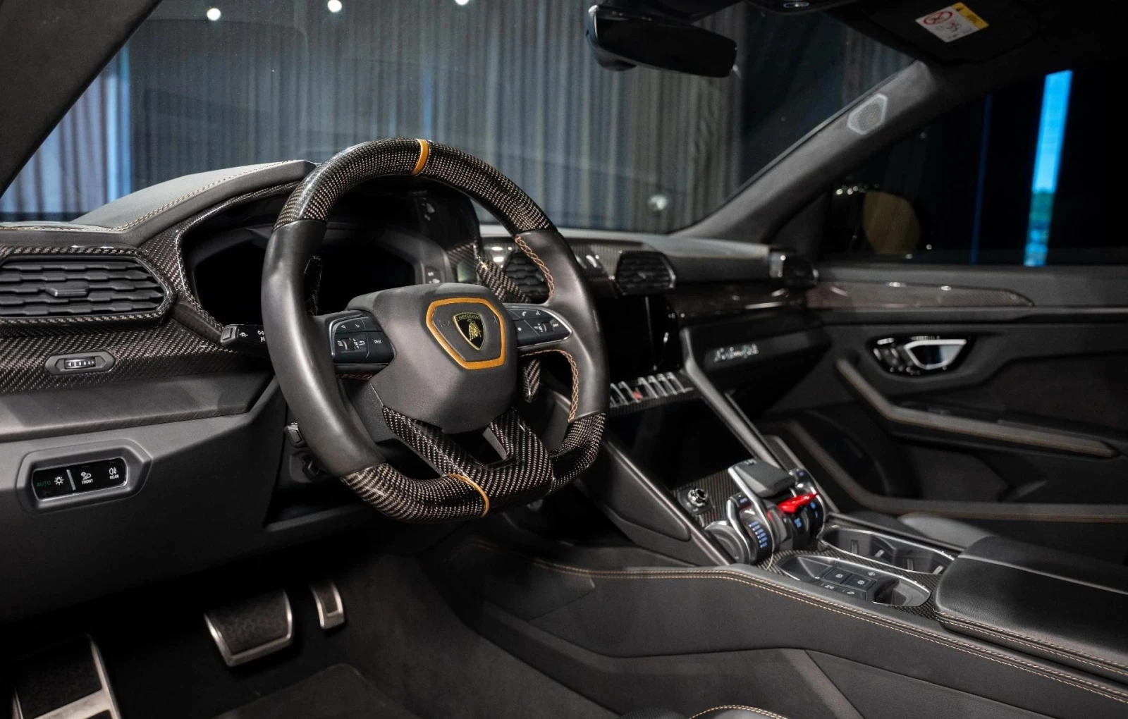 Lamborghini Urus V8 AWD NOVITEC, снимка 11 - Автомобили и джипове - 54719280