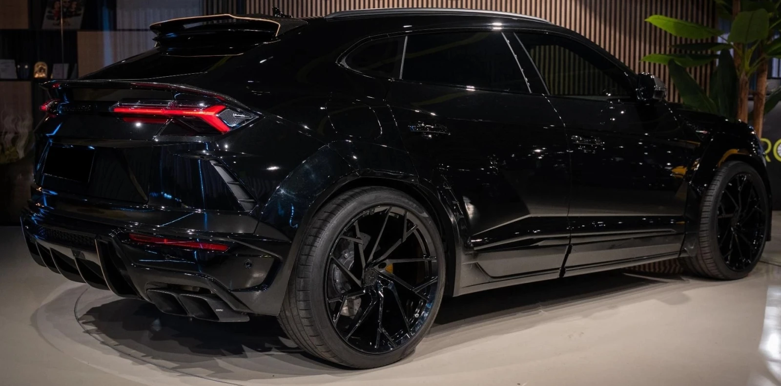 Lamborghini Urus V8 AWD NOVITEC, снимка 6 - Автомобили и джипове - 54719280