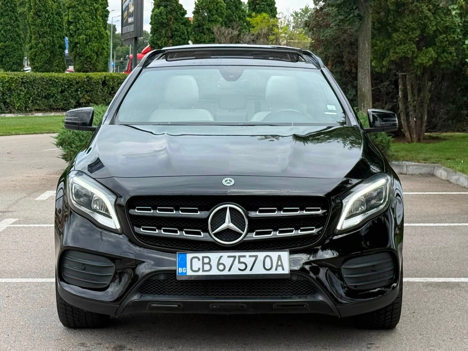 Mercedes-Benz GLA 250 AMG line 4x4, снимка 2 - Автомобили и джипове - 55393481