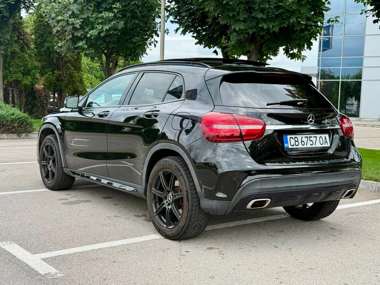 Mercedes-Benz GLA 250 AMG line 4x4, снимка 6 - Автомобили и джипове - 55393481