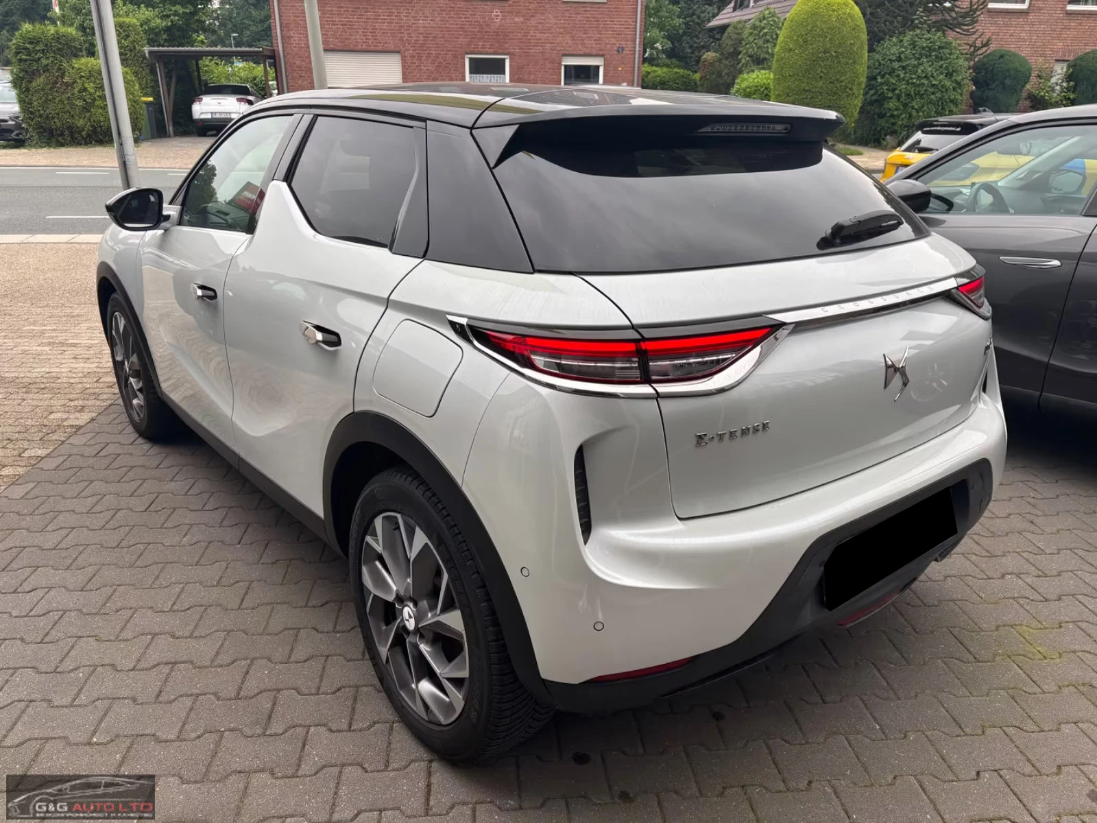 DS DS 3 Crossback E-TENSE/136HP/СЕРТИФИКАТ/H.PUMP/CAM/NAVI/LED/549q, снимка 3 - Автомобили и джипове - 55476325