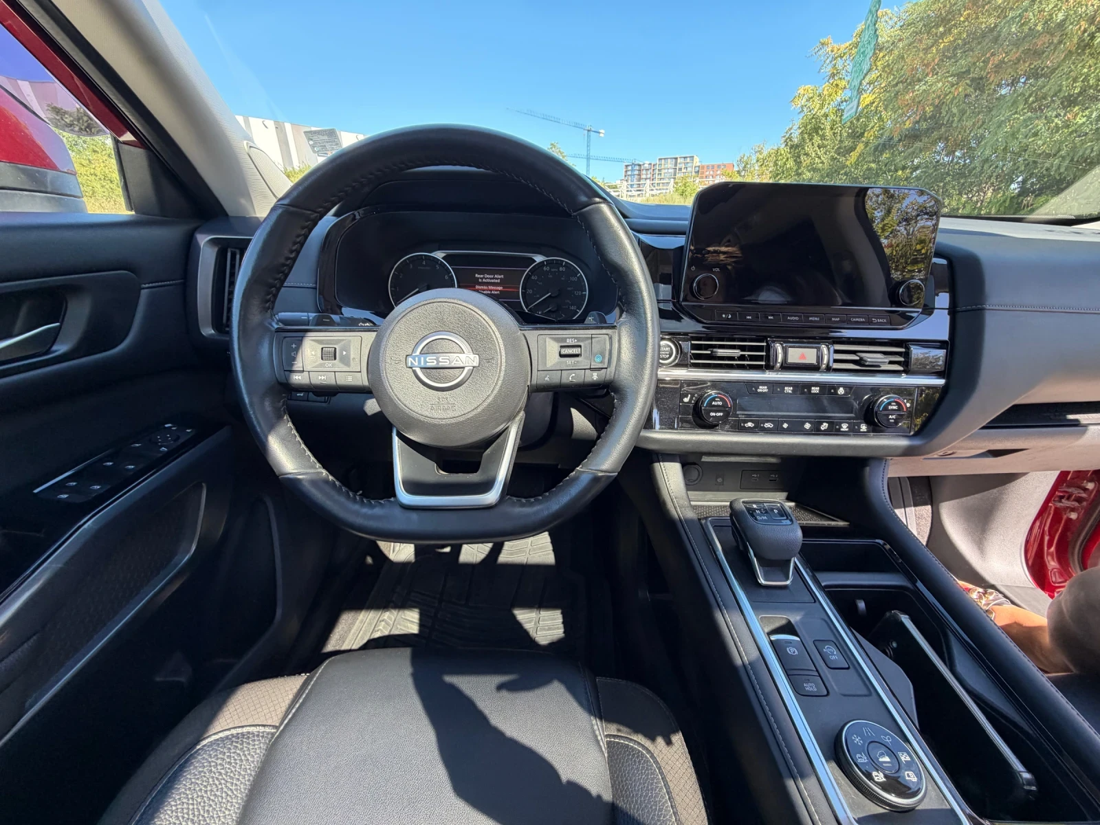 Nissan Pathfinder SL 4WD , снимка 9 - Автомобили и джипове - 55962542