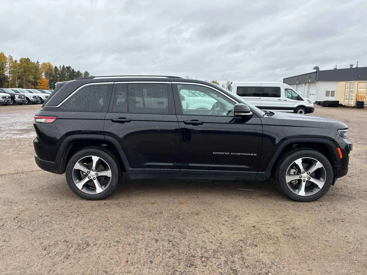 Jeep Grand cherokee Limited | CARFAX | ��� ��������� | Mobile.bg � ����������� 4