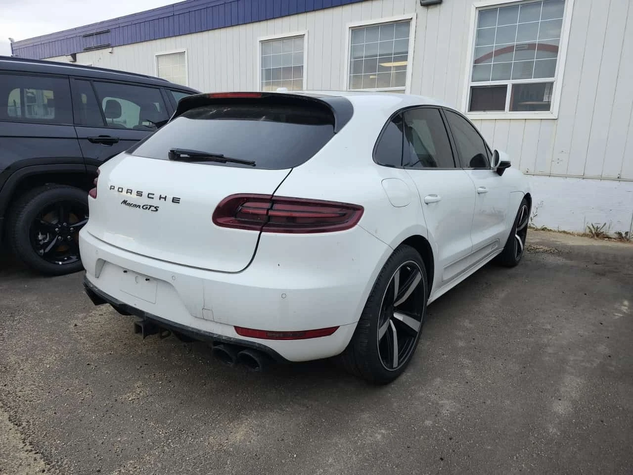 Porsche Macan * GTS * CARFAX * , снимка 3 - Автомобили и джипове - 56682857