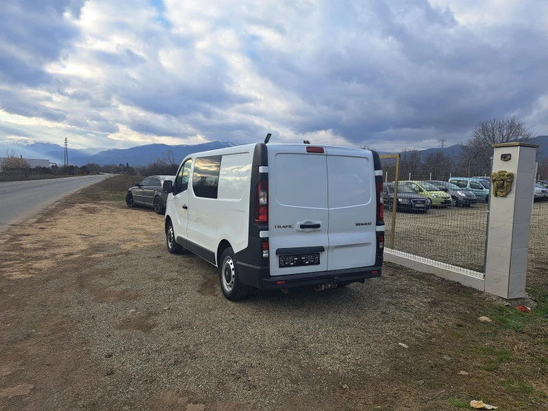 Renault Trafic 1.6dci 6 места, снимка 4 - Бусове и автобуси - 49349641