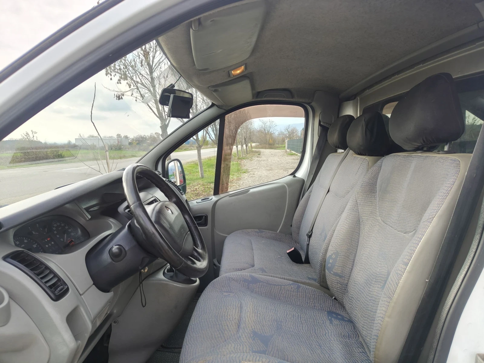 Renault Trafic 1.9 DCI 100 - изображение 9