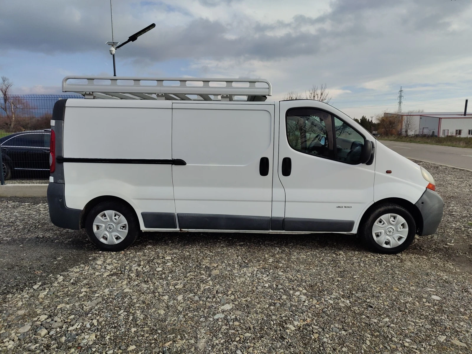 Renault Trafic 1.9 DCI 100 - изображение 7