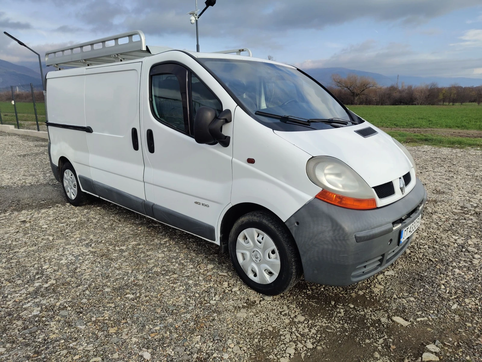 Renault Trafic 1.9 DCI 100 - изображение 8