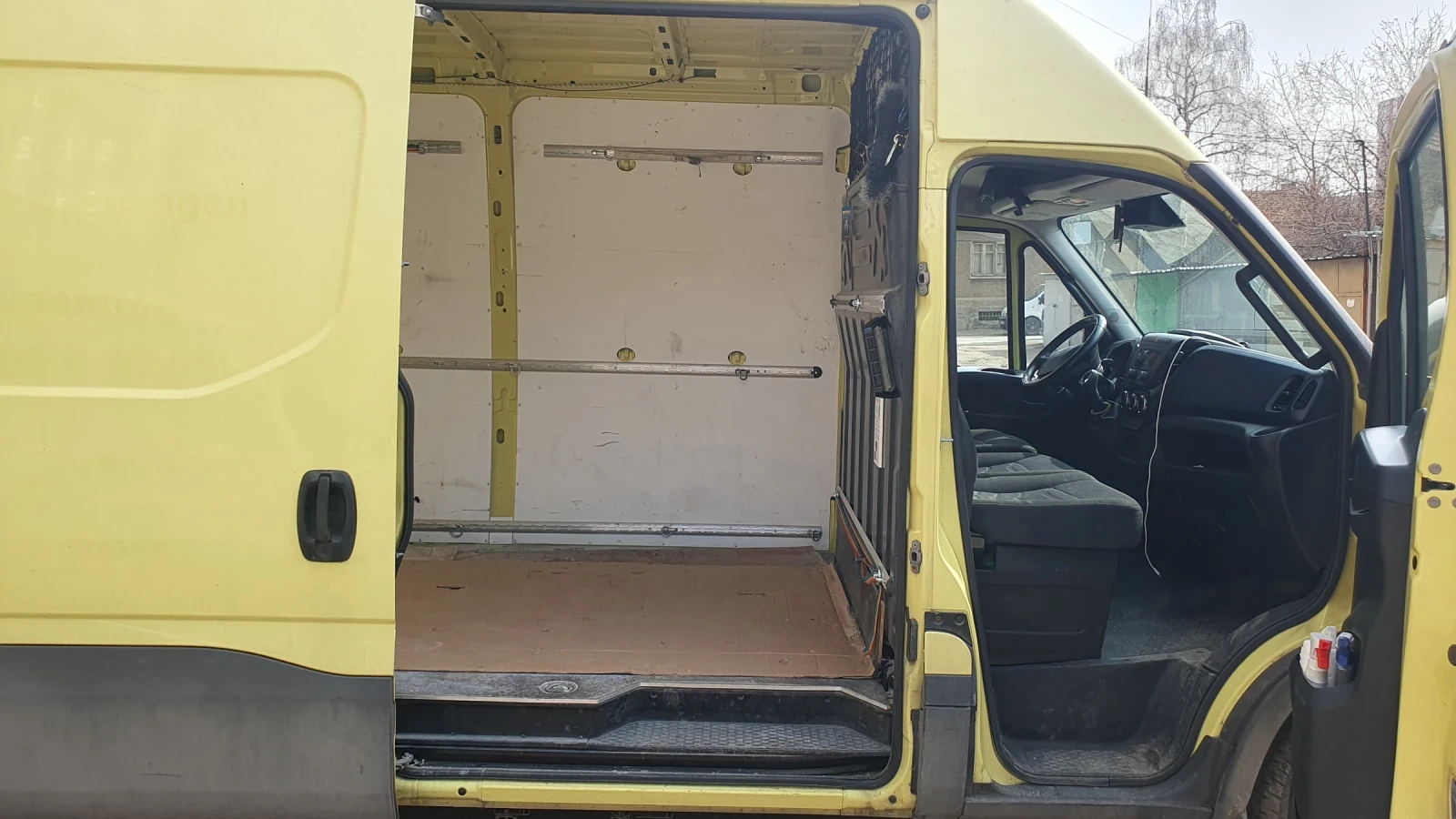 Iveco Daily, снимка 7 - Бусове и автобуси - 54199002