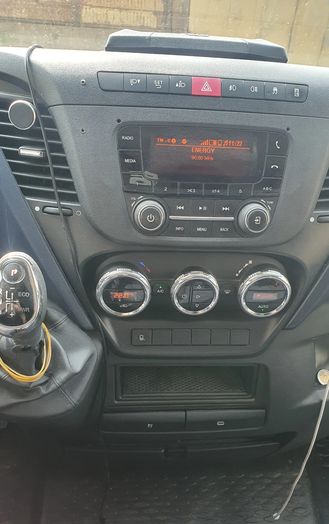 Iveco Daily, снимка 13 - Бусове и автобуси - 54199002