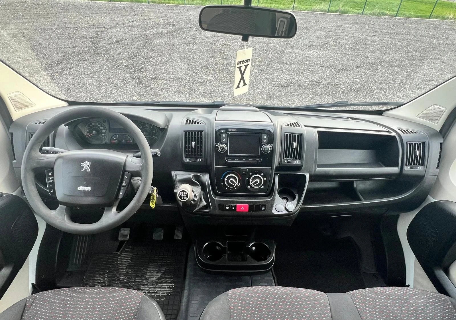 Peugeot Boxer 2.0HDI БОРДОВИ ДВОЙНА КАБИНА EURO 6, снимка 8 - Бусове и автобуси - 54527187