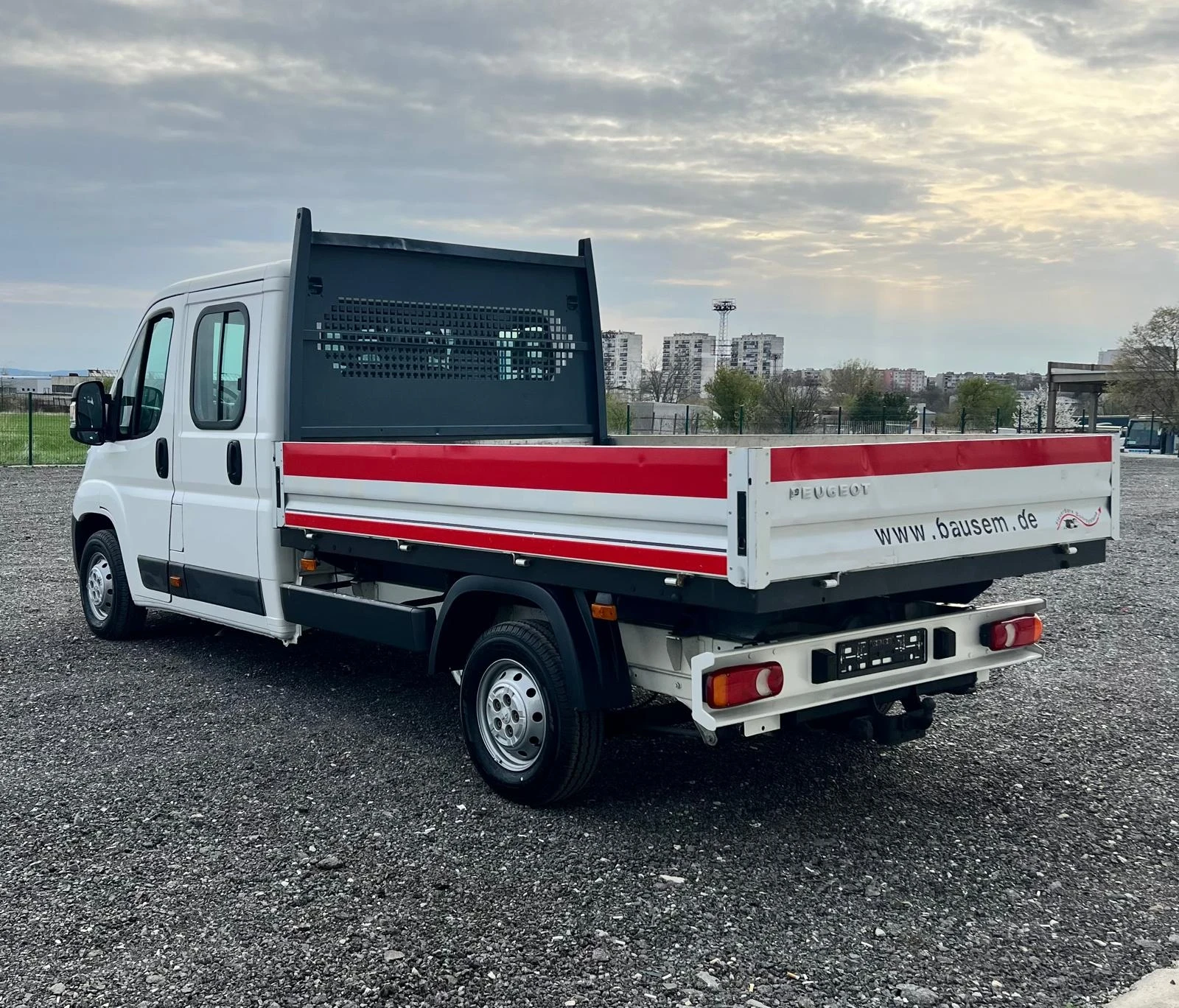 Peugeot Boxer 2.0HDI БОРДОВИ ДВОЙНА КАБИНА EURO 6, снимка 4 - Бусове и автобуси - 54527187
