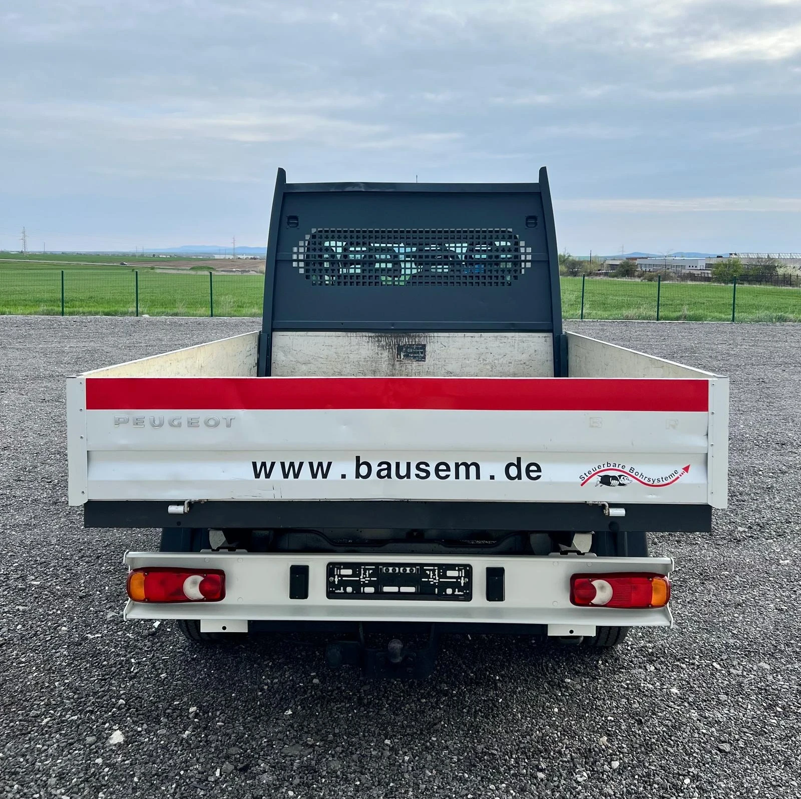 Peugeot Boxer 2.0HDI БОРДОВИ ДВОЙНА КАБИНА EURO 6, снимка 6 - Бусове и автобуси - 54527187