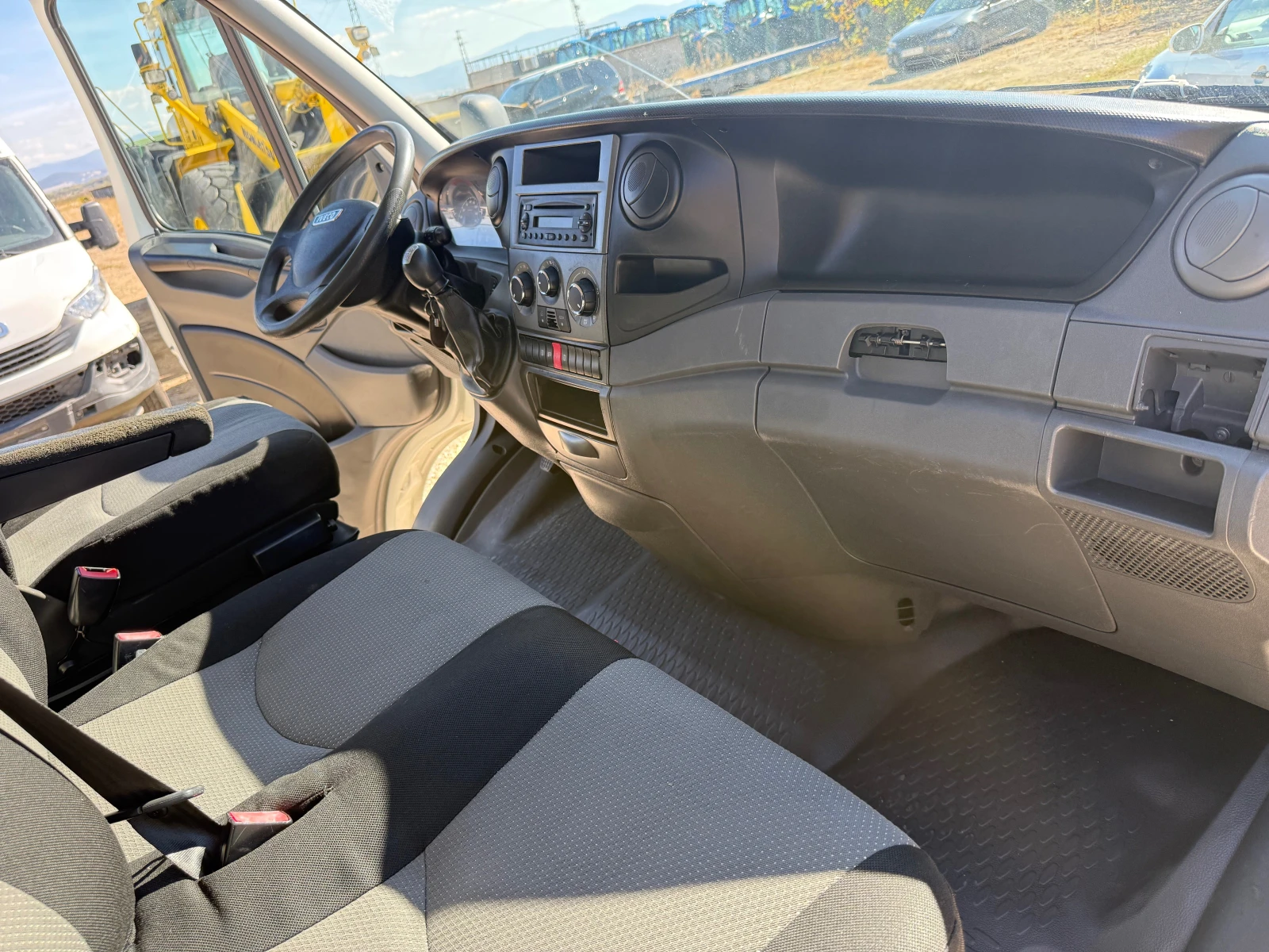 Iveco Daily 35S13 МАКСИ , снимка 10 - Бусове и автобуси - 56634873