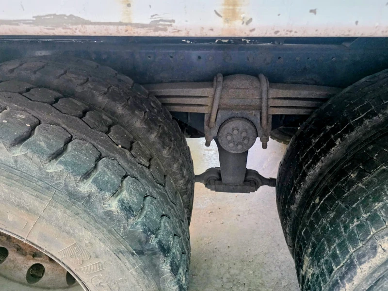 Man Tgs 8x4  ЗЪРНОВОЗ , снимка 12 - Камиони - 53058845