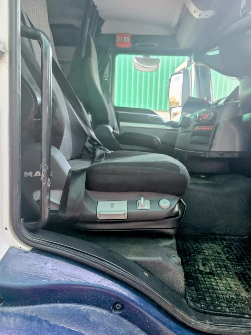 Man Tgs 8x4  ЗЪРНОВОЗ , снимка 14 - Камиони - 52542336