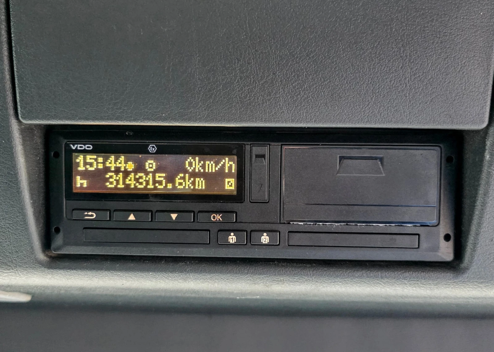 Man Tgs 8x4  ЗЪРНОВОЗ  - изображение 4