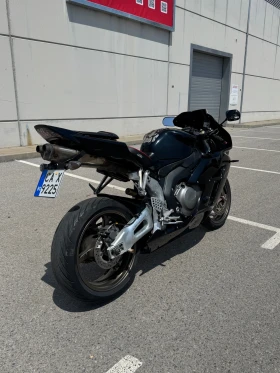 Honda Cbr 1000RR 25 000km Готов за сезона , снимка 7