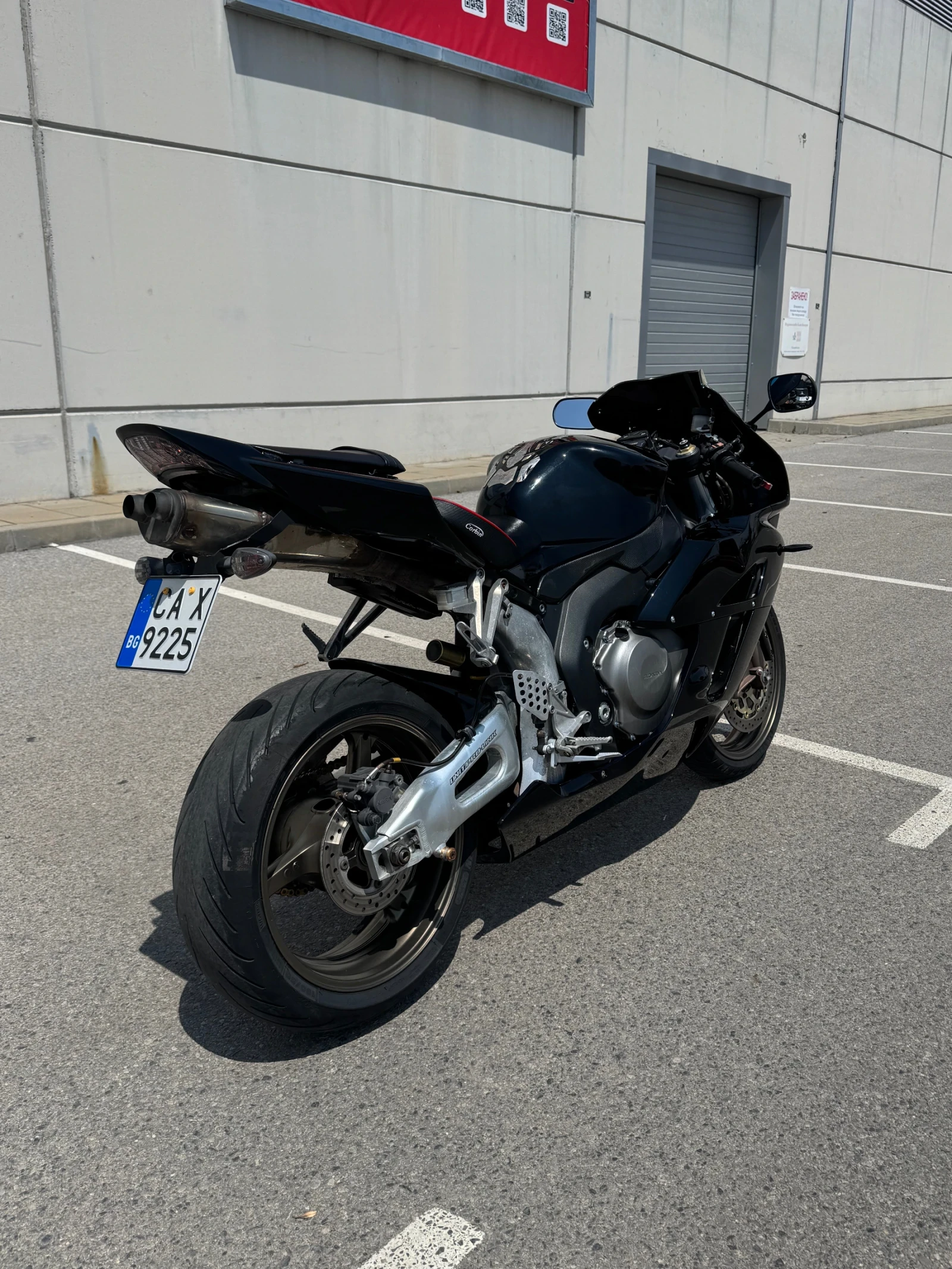 Honda Cbr 1000RR 25 000km Готов за сезона , снимка 7 - Мотоциклети и мототехника - 55145564