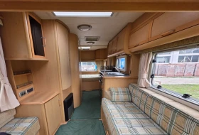 Каравана Swift Abbey Safari, снимка 15