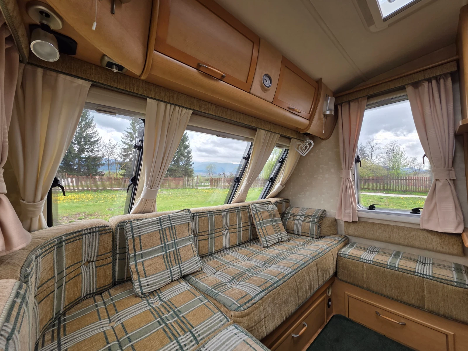 �������� Swift Abbey Safari | Mobile.bg � ����������� 14