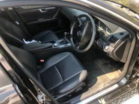 Mercedes-Benz C 220, снимка 8
