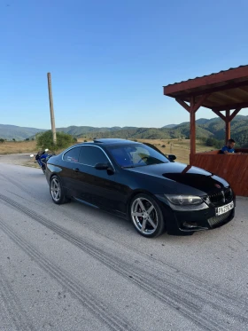 BMW 335, снимка 2