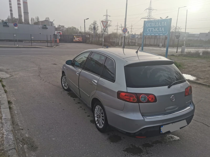 Fiat Croma, снимка 1 - Автомобили и джипове - 47028246