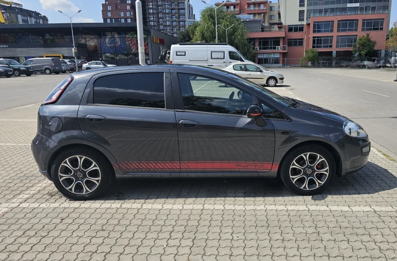 Fiat Punto EVO, снимка 4 - Автомобили и джипове - 47184451