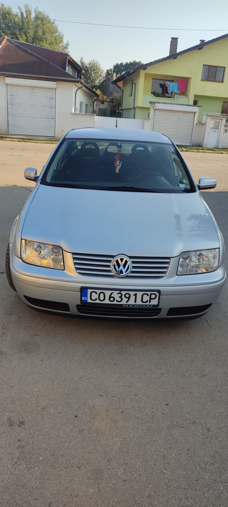 VW Bora, снимка 1 - Автомобили и джипове - 47319318