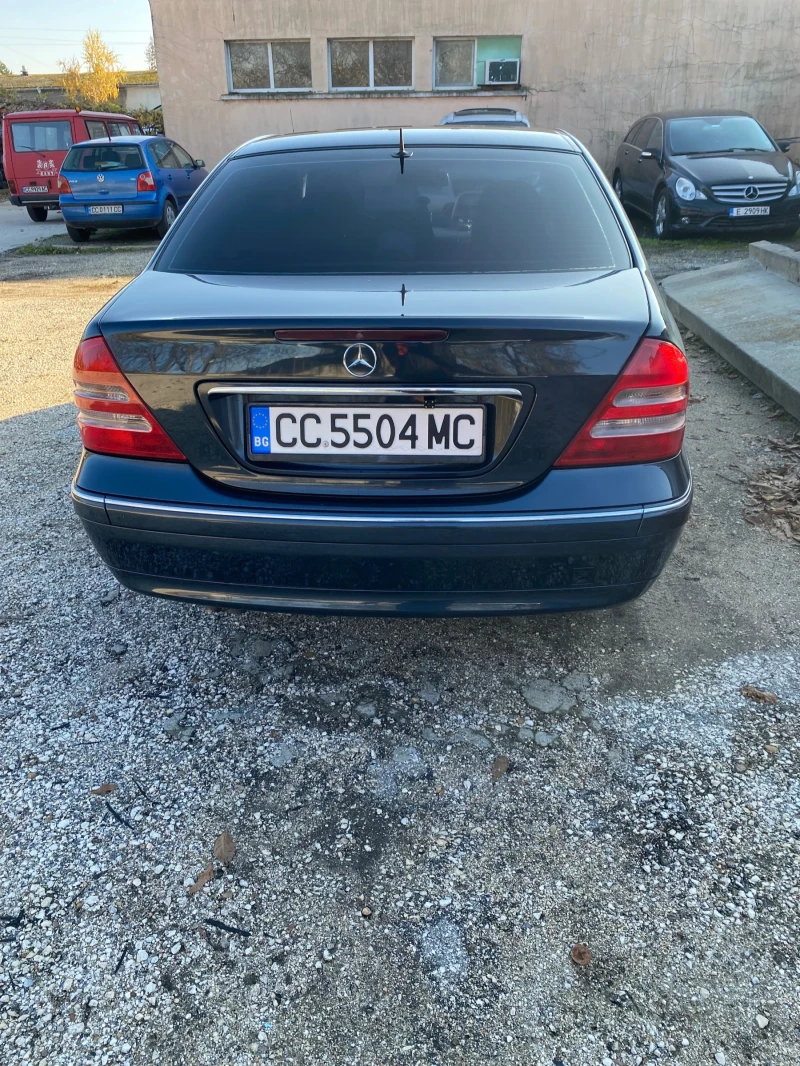 Mercedes-Benz C 180, снимка 6 - Автомобили и джипове - 48036638