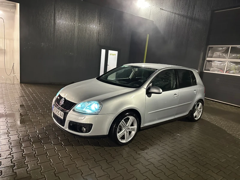 VW Golf, снимка 2 - Автомобили и джипове - 48227573