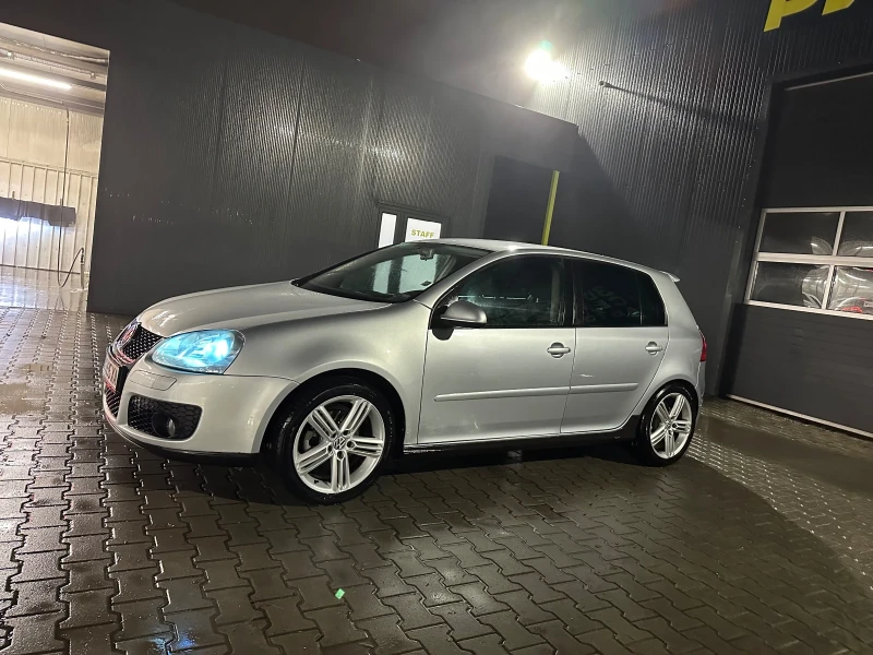 VW Golf, снимка 3 - Автомобили и джипове - 48227573