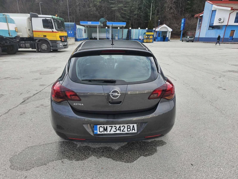 Opel Astra, снимка 3 - Автомобили и джипове - 48379703