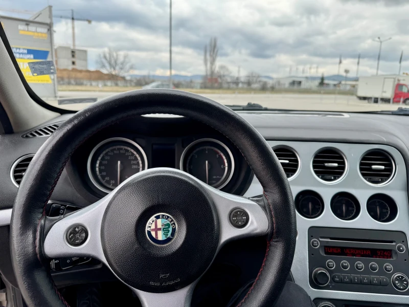 Alfa Romeo 159 1, 9 jdt, снимка 10 - Автомобили и джипове - 49344349