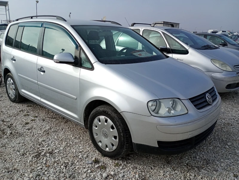 VW Touran 2.0, снимка 1 - Автомобили и джипове - 49599833