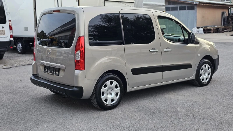Peugeot Partner 1.6HDi 90HP-ИСТОРИЯ-ТОП СЪСТ.-ЛИЗИНГ-ГАРАНЦИЯ, снимка 6 - Автомобили и джипове - 52146026
