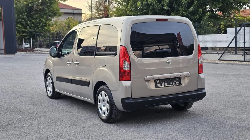Peugeot Partner 1.6HDi 90HP-ИСТОРИЯ-ТОП СЪСТ.-ЛИЗИНГ-ГАРАНЦИЯ, снимка 4 - Автомобили и джипове - 52146026