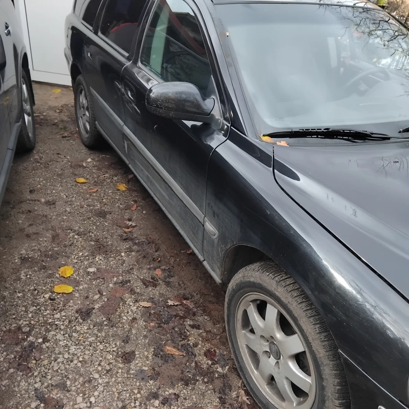 Volvo V70, снимка 3 - Автомобили и джипове - 52353122