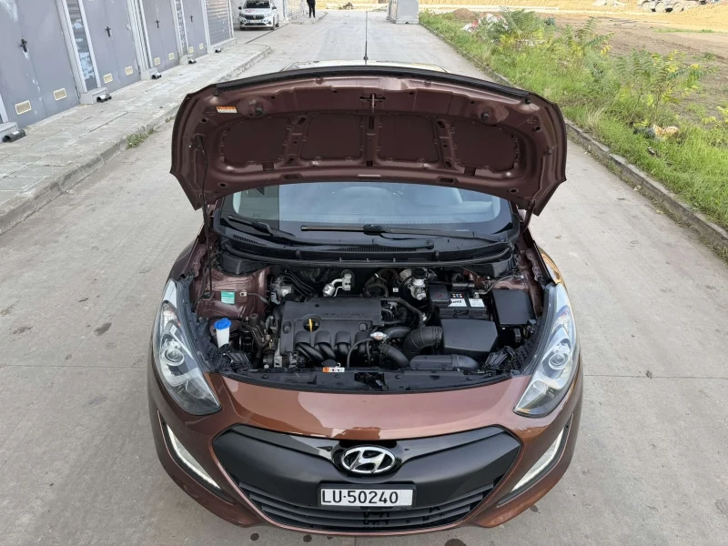 Hyundai I30 1.4i Comfort, снимка 4 - Автомобили и джипове - 52517478