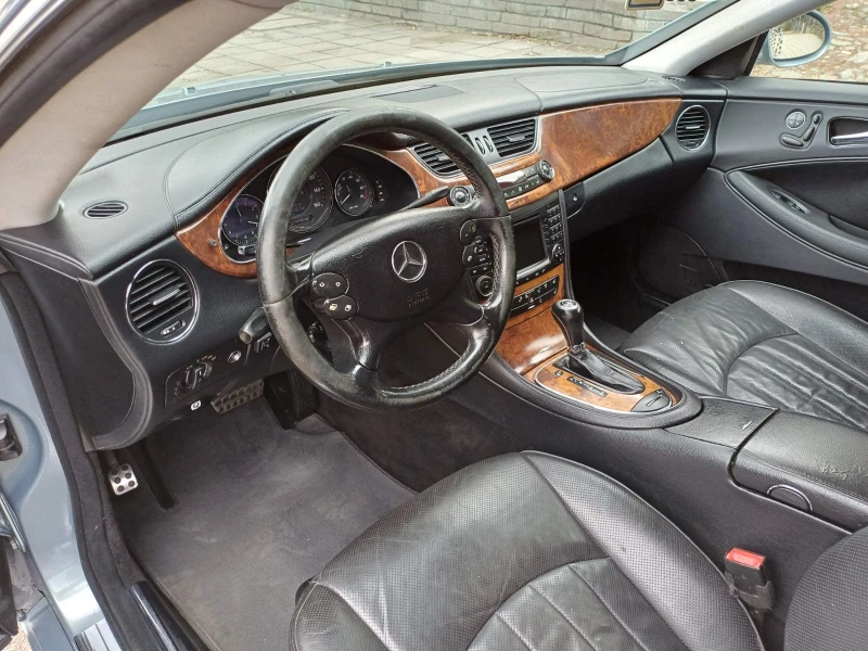 Mercedes-Benz CLS 350 i LPG-Газ Harman/Kardon, снимка 9 - Автомобили и джипове - 52725704