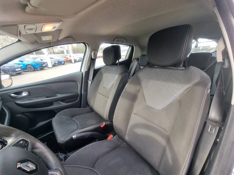 Renault Clio 1.2, снимка 9 - Автомобили и джипове - 53034402