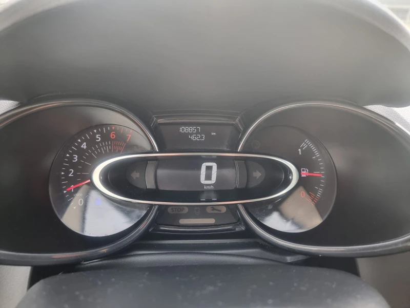 Renault Clio 1.2, снимка 7 - Автомобили и джипове - 53034402