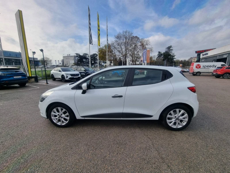 Renault Clio 1.2, снимка 6 - Автомобили и джипове - 53034402