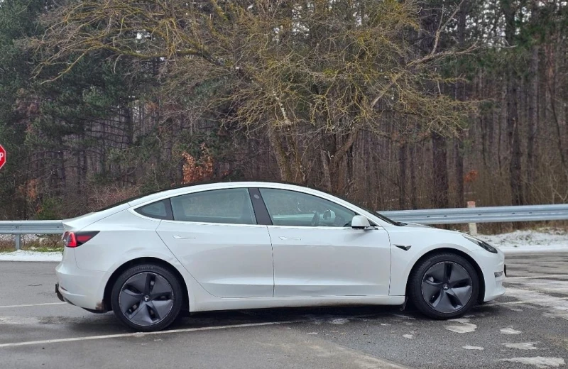 Tesla Model 3  4х4 Европейска Long Range, снимка 9 - Автомобили и джипове - 53207573