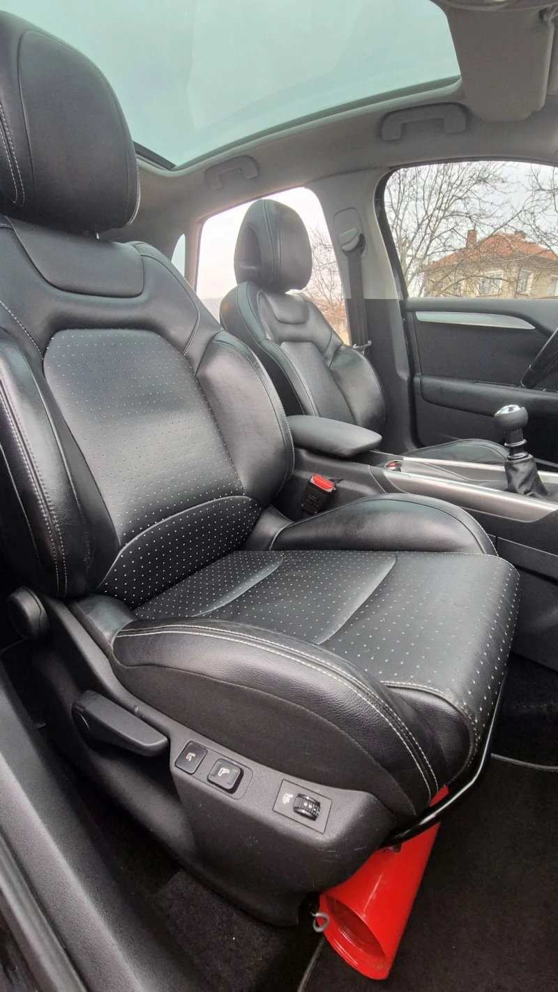 Citroen C4 2.0hdi EXCLUSIVE + , снимка 11 - Автомобили и джипове - 53249403